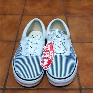 Brand New Striped Vans size 7.0 Women’s